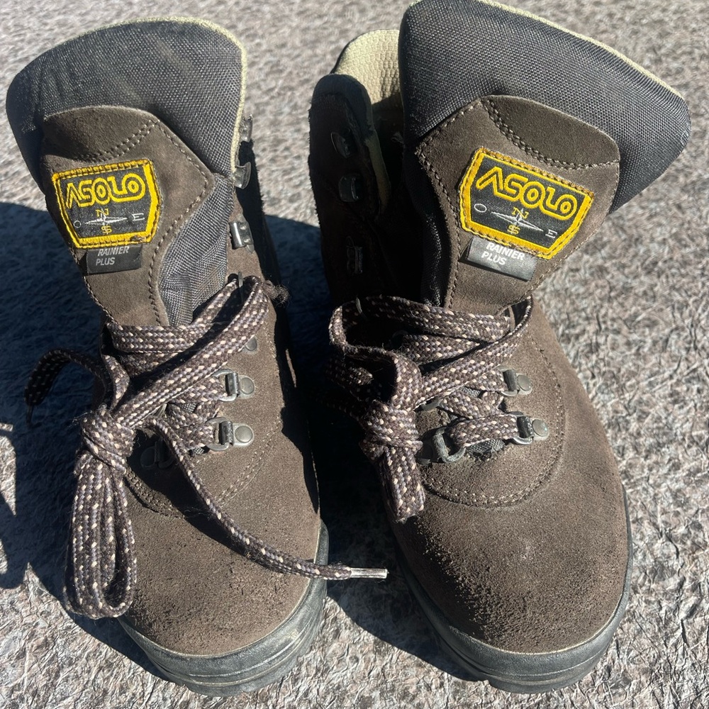 Asolo women’s Brown Hiking Boots